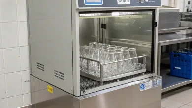 ガラス洗浄機市場を、成長ダイナミクス、主要トレンド、課題、機会、そして北米地域の詳細分析に基づいた洞察で探ります。IoT対応システム、環境に配慮した設計、コンパクトなソリューションといったイノベーションが、ガラス洗浄機業界の未来をどのように形作っているかをご覧ください。