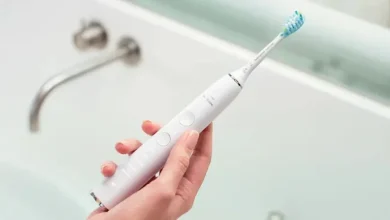 電動歯ブラシ市場の包括的な分析。スマートテクノロジーのトレンド、消費者の導入パターン、成長機会などを網羅。2035年までのイノベーションがオーラルケアにどのような変革をもたらすのかをご覧ください。