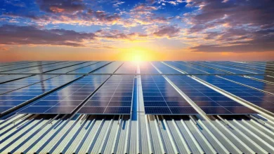 2035 年までに 79 億ドルに達すると予想される、世界のオフグリッド太陽光発電システム市場の詳細な分析をご覧ください。主要なトレンド、農村電化などの推進要因、エネルギー自立の機会を発見してください。